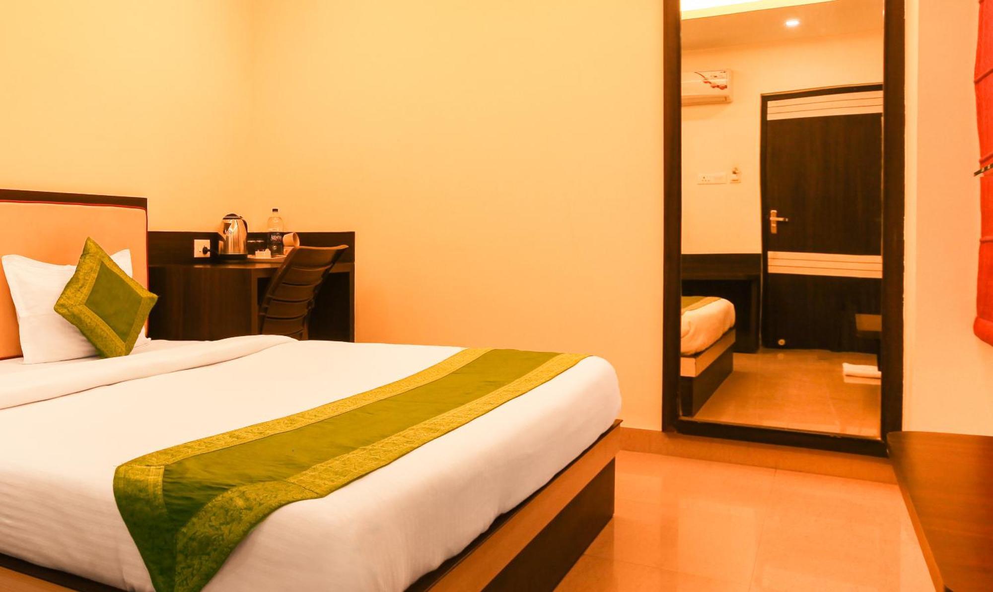 Hotel Janki International Sigra 2 Km From Kashi Vishwanath Temple Váránasí Exteriér fotografie
